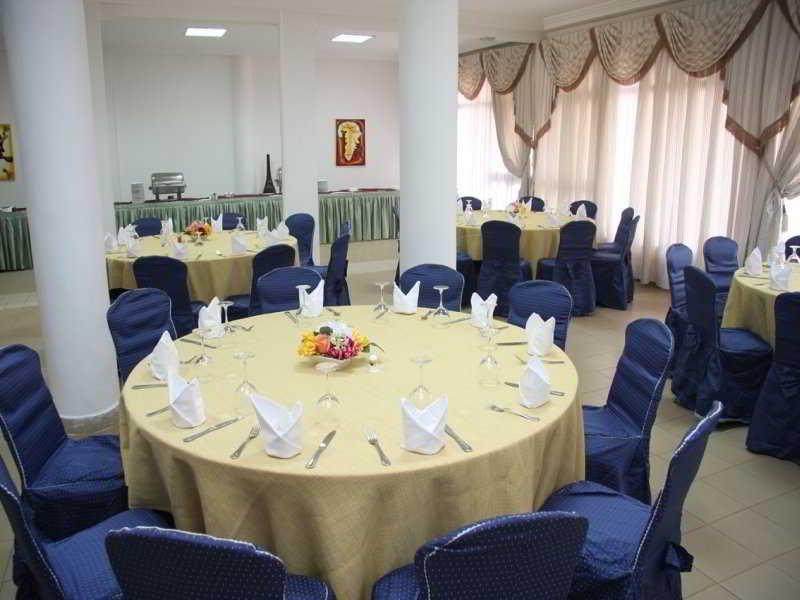 Acropole Hotel Cotonou Esterno foto