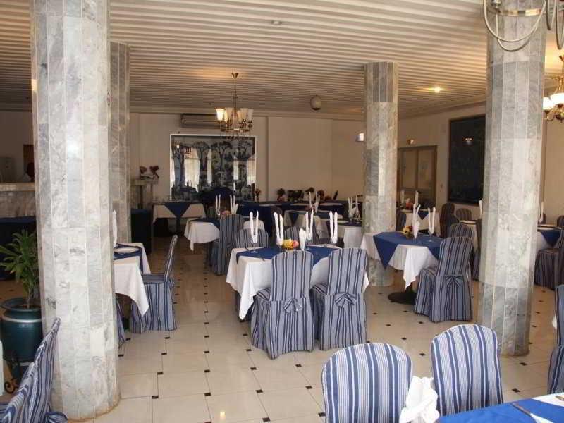 Acropole Hotel Cotonou Esterno foto