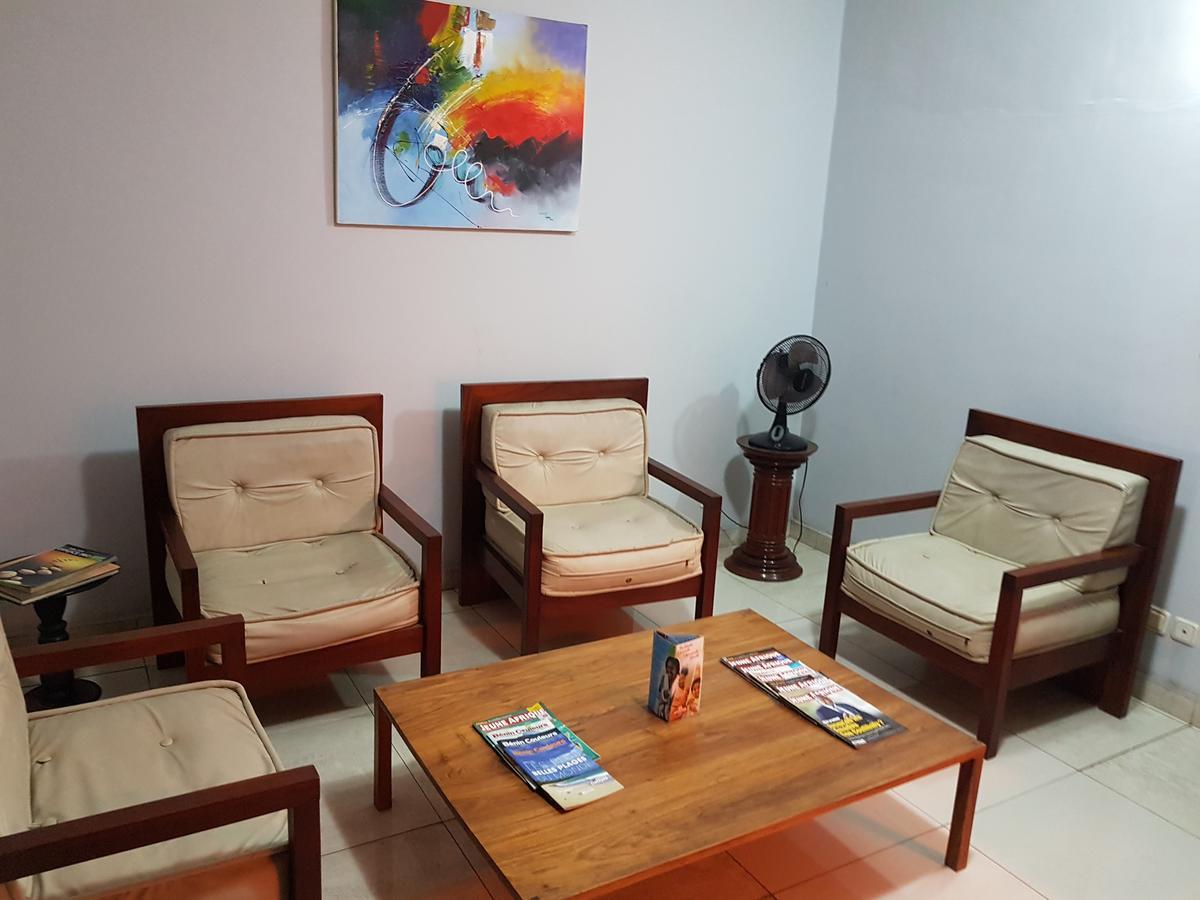 Acropole Hotel Cotonou Esterno foto