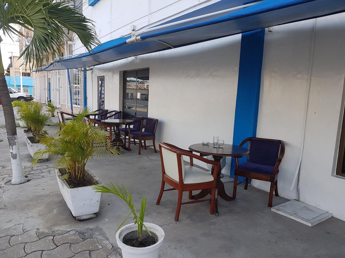 Acropole Hotel Cotonou Esterno foto