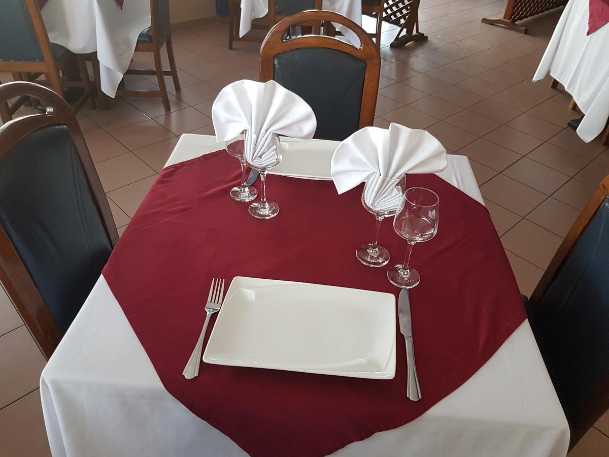 Acropole Hotel Cotonou Esterno foto