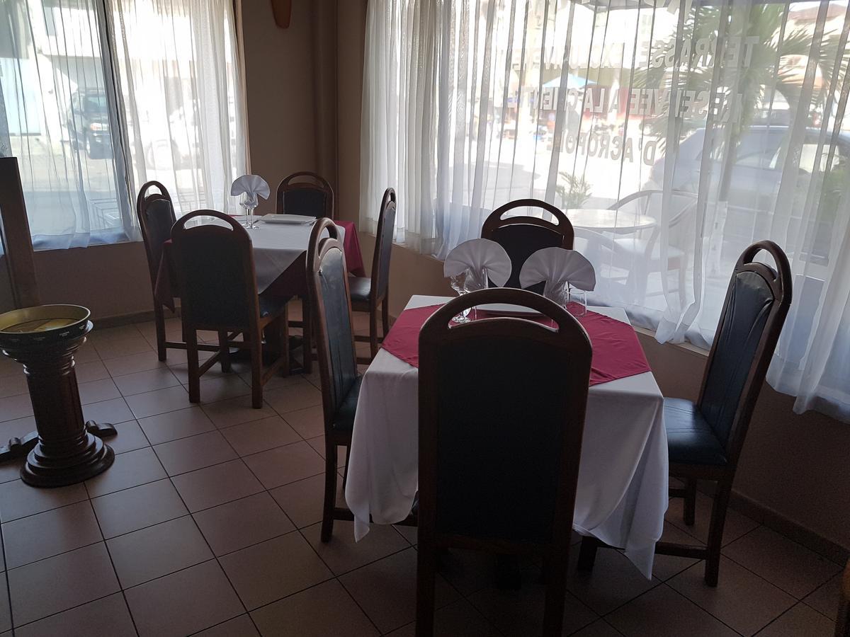 Acropole Hotel Cotonou Esterno foto