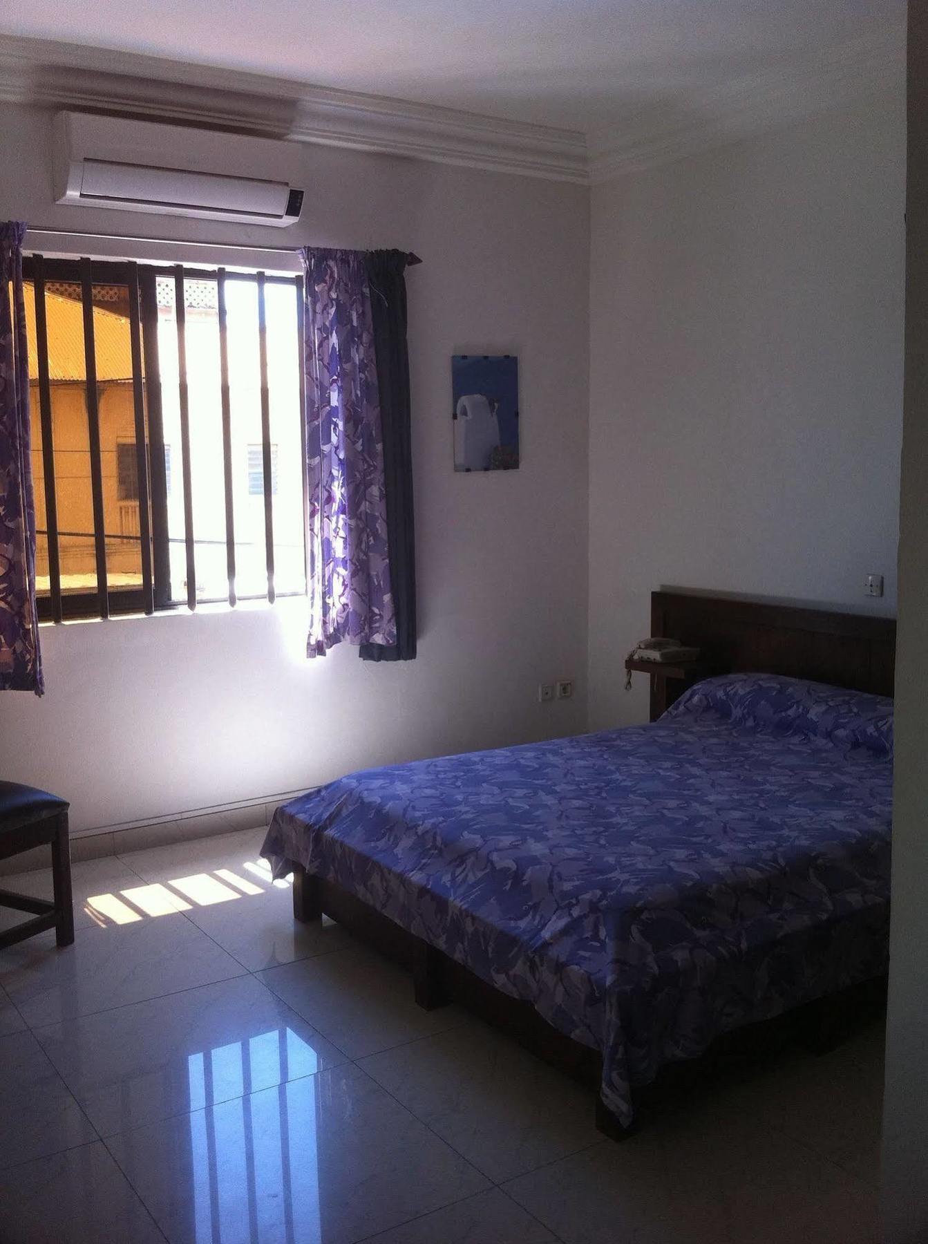 Acropole Hotel Cotonou Esterno foto